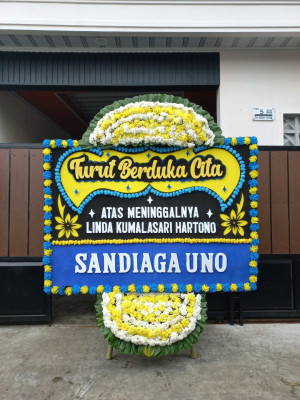 Papan Bunga Duka di Solokuro